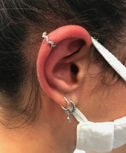 Piercing a Roma: Helix